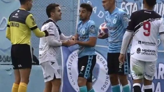 Gimnasia cayó en su visita a Defensores Unidos. / gentileza