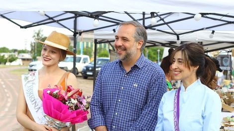 Maipú apoya el desarrollo del sector de floricultores