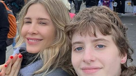 Guillermina Valdés, junto a su hija Paloma