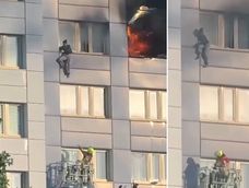 Incendio en Berlín: la arriesgada maniobra de una mujer que saltó al vacío para salvarse del fuego &nbsp;