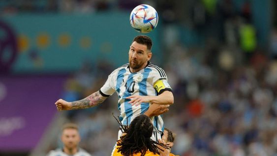 Un estudio revela que los cabezazos durante los partidos de fútbol , podrían generar conmociones cerebrales.&nbsp;