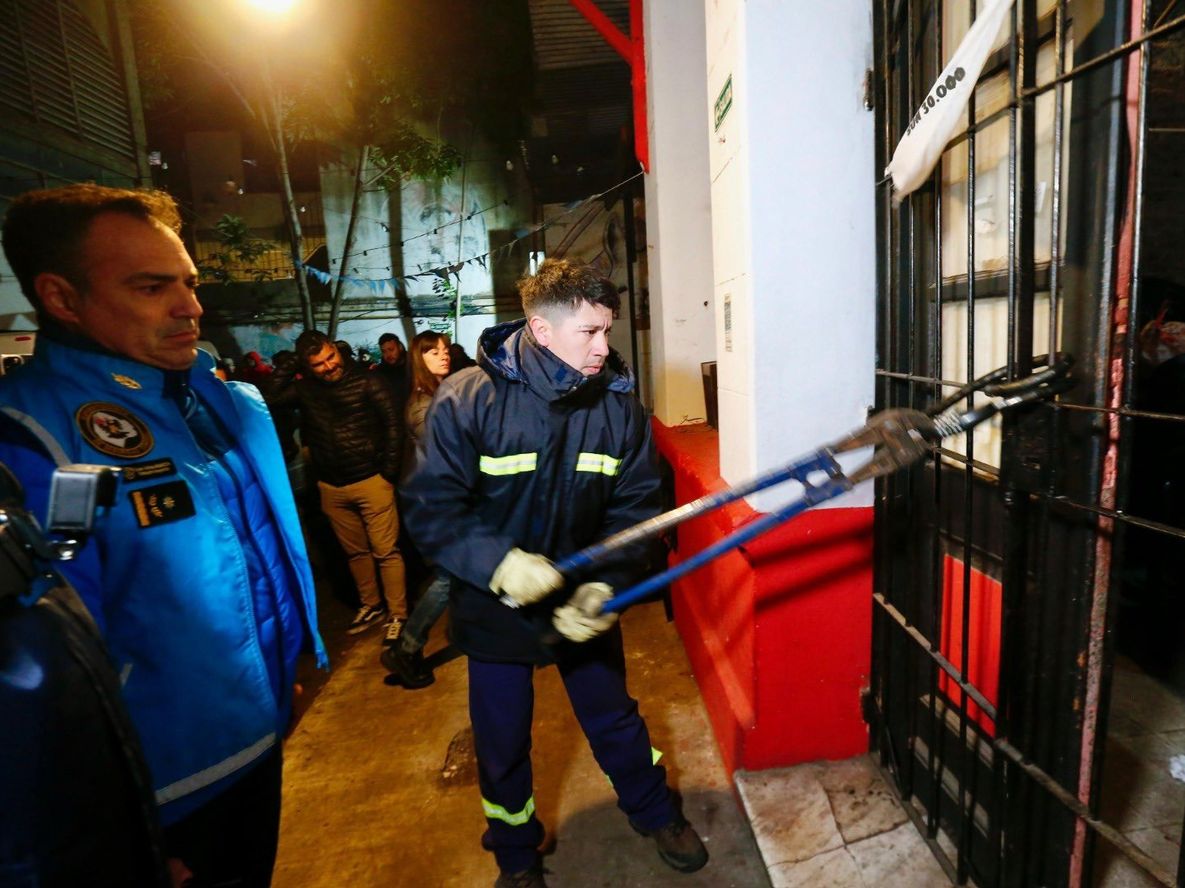 Desalojaron un predio en Palermo ocupado por una cooperativa vinculada a Juan Grabois.