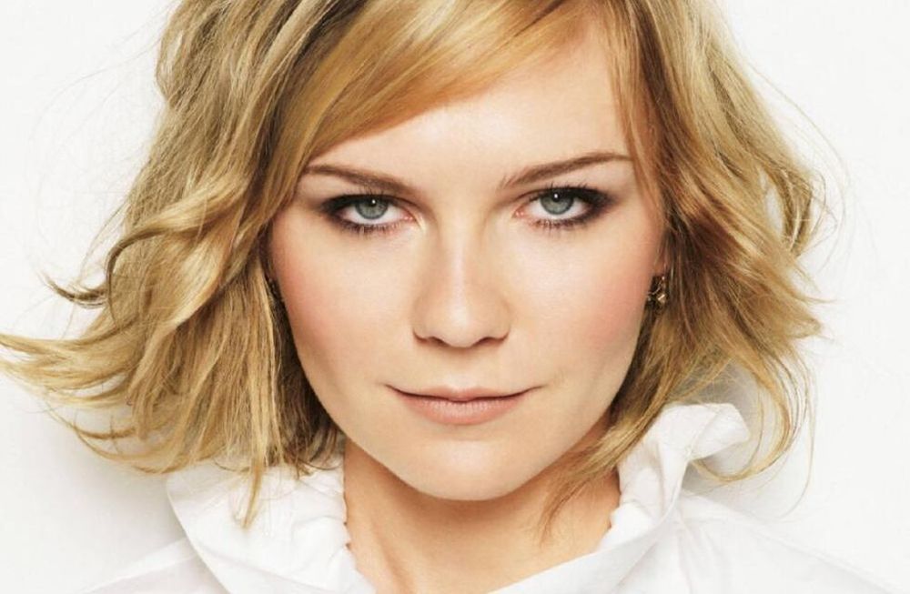 Kirsten Dunst se burla de las selfies en un video que ya es viral