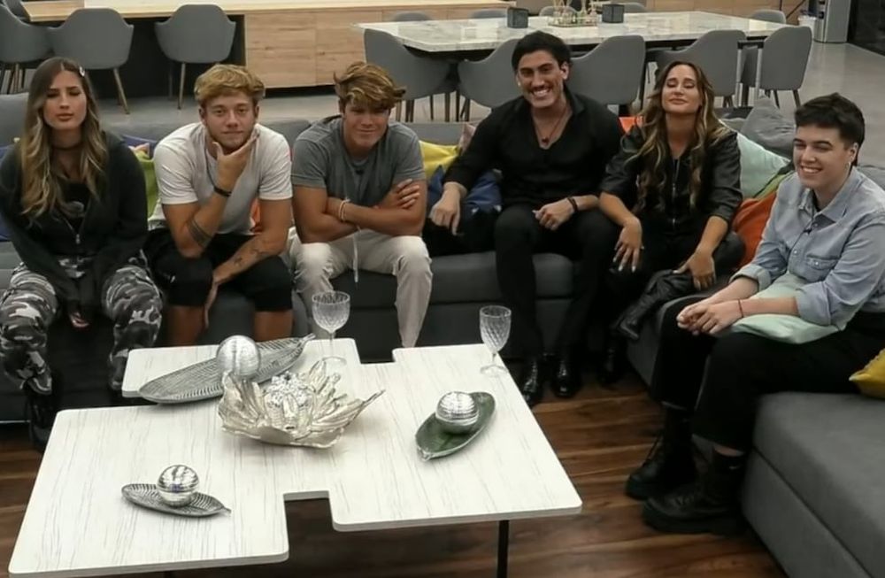 Los ex participantes hablaron de más y contaron de Nachiago y casi hablan de Marculi