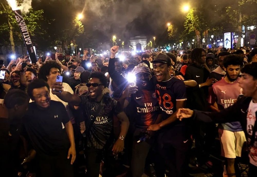 Francia: dos muertos, casi 200 heridos y caos por el histórico título del PSG en la Champions.
