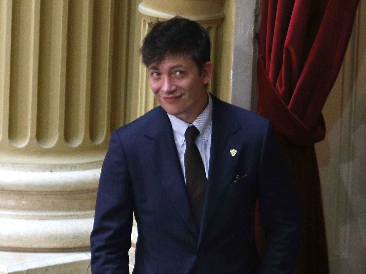 Santiago Caputo en la mira: piden que rinda cuentas ante la Oficina Anticorrupción