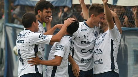 Autoridad Azul: Independiente borró al Lobo