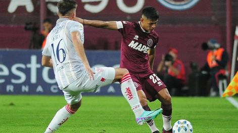 Lanús recibió a Unión por la fecha 12 de la Zona B de la Copa de la Liga Profesional 2024.