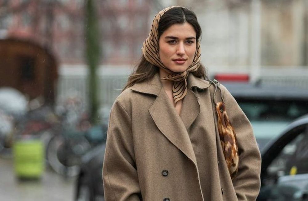 El accesorio viral de la Copenhague Fashion Week llegó a Mendoza: así  podes usarlo para armar looks icónicos.