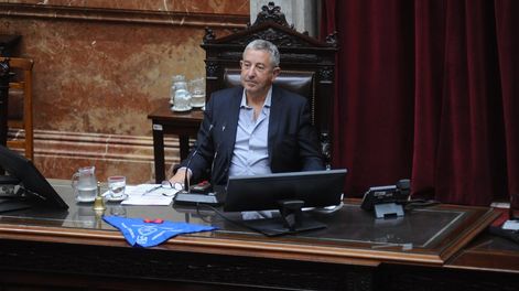 Los Andes | Julio Cobos impulsa el debate sobre los créditos UVA (Foto: Federico López Claro)