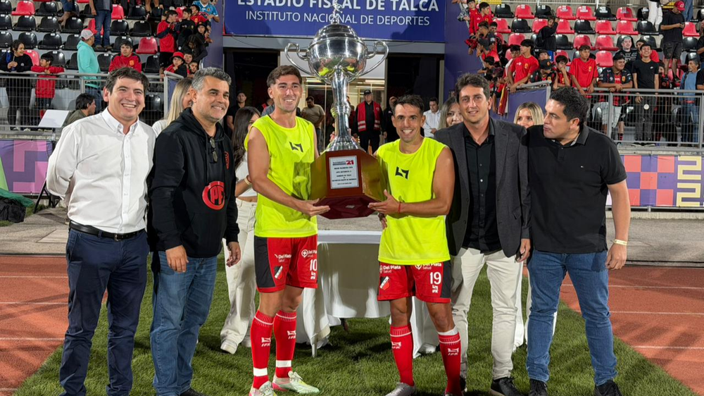 El Cruzado ha realizado una buena pretemporada y entre sus partidos amistosos enfrentó al Ranger e Talca, Chile, donde ganó la Copa Mayorista 21.