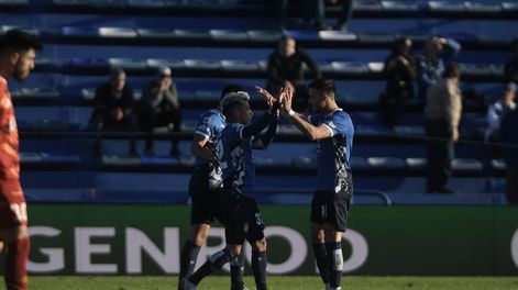 Velez derrotó sobre el final del partido a Talleres de Córdoba por 2-1 por la Liga Profesional. / Gentileza.