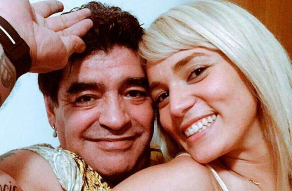 Rocío Oliva decidió sacar por completo a Diego Maradona de su vida