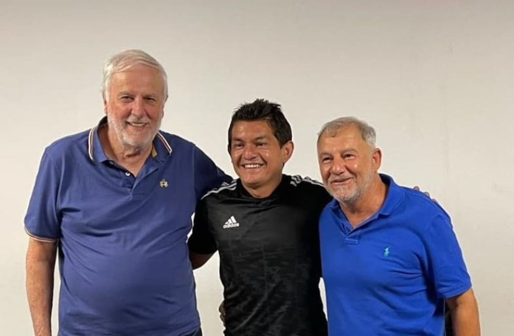 El Pulga Rodríguez firmó su vuelta a Colón y dio positivo de COVID-19.