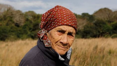 Catalina, La abuela de Loan.