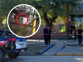 La escuela N° 40 Mariano Moreno, de San Cristóbal (Santa Fe), fue escenario de una tragedia: un adolescente de 15 años mató a tiros a un compañero