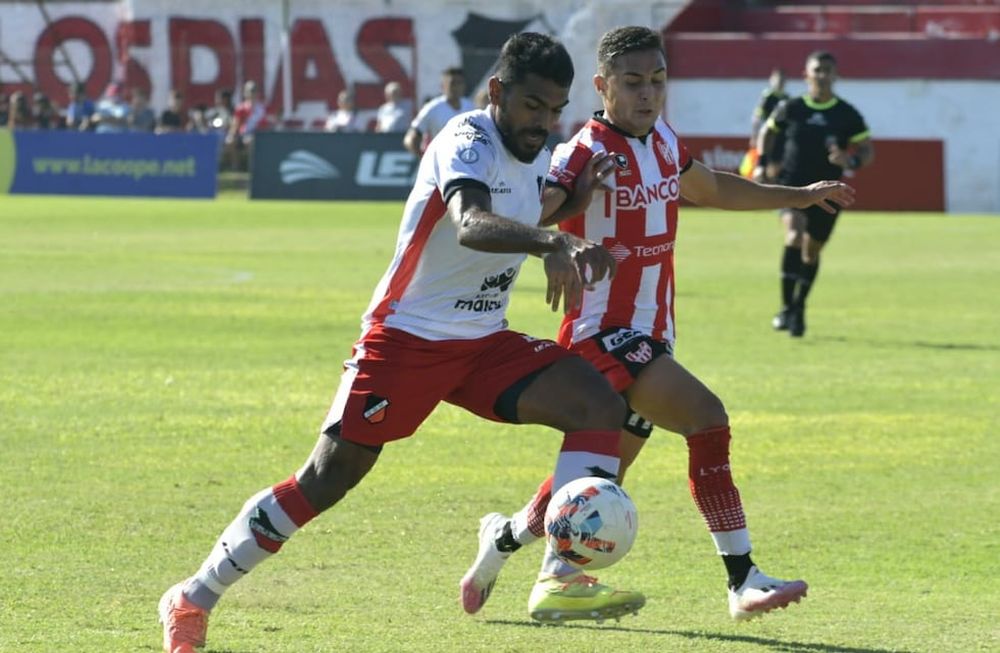 Maipú vs. Instituto Primera Nacional fecha 5. Foto Orlando Pelichotti