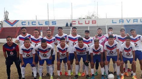 Los Andes | El Melonero gana, gusta, golea y, si bien falta mucho, se encamina hacia el ascenso a Primera A.