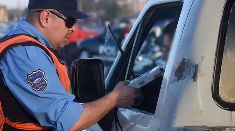 Los Andes | La policía vial realiza operativo de control de alcoholemia