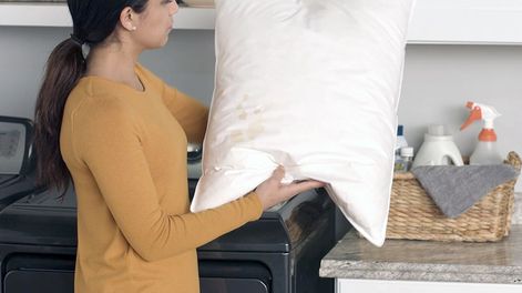 Aplicar estos ingredientes y este método es una forma sencilla de mejorar la calidad del descanso y mantener la higiene del dormitorio.