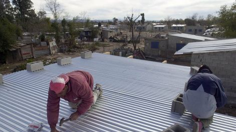 Los Andes | El Observatorio de la Deuda Social de la Universidad Católica Argentina señala que aunque haya trabajadores formales son parte del índice de pobreza.
