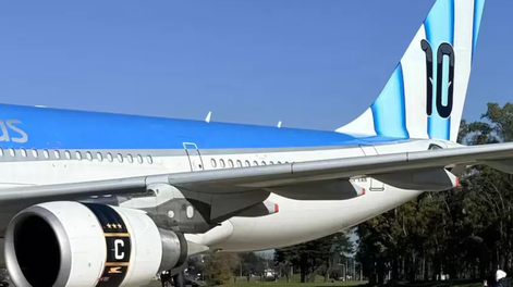 Aerolíneas Argentinas presentó el avión más argentino del mundo y homenajeó a Messi de cara al Mundial 2026