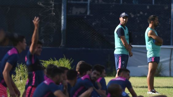 De Muner cambia en busca de la reacción de Independiente
