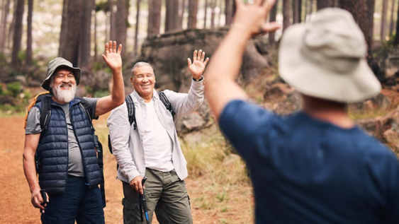Saludar a otros caminantes en la montaña es mucho más que educación: es una cuestión de cooperación y supervivencia.&nbsp;