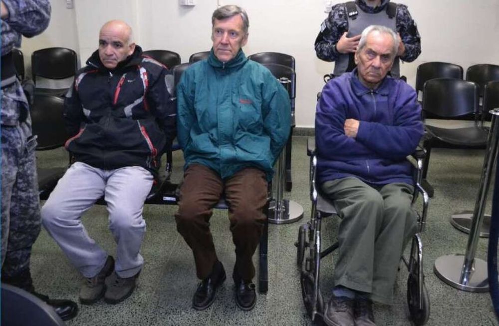 EL ex jardinero Armando Gómez (condenado a 18 años de prisión) y los curas Horacio Corbacho y Nicola Corradi, condenados a 45 y 42 años; respectivamente.
