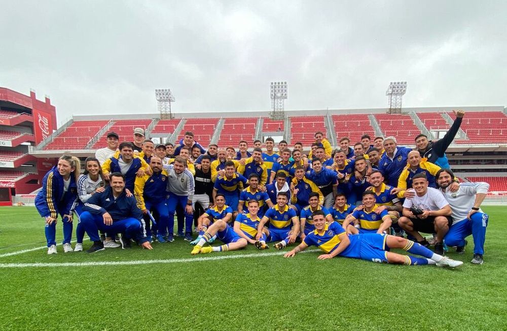 El equipo de Mariano Herrón se consagró campeón del Torneo Reserva 2022. / Gentileza.