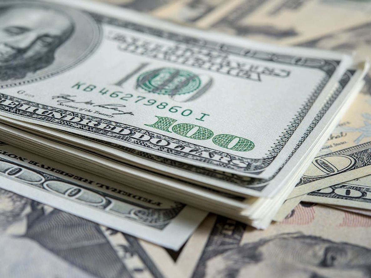 Dólar. (Freepik)