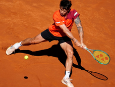 TENIS. Camilo Ugo Carabelli eliminó a un ex top 10 en Madrid y ahora se medirá ante otra gran potencia. TENIS. Camilo Ugo Carabelli eliminó a un ex top 10 en Madrid y ahora se medirá ante otra gran potencia.