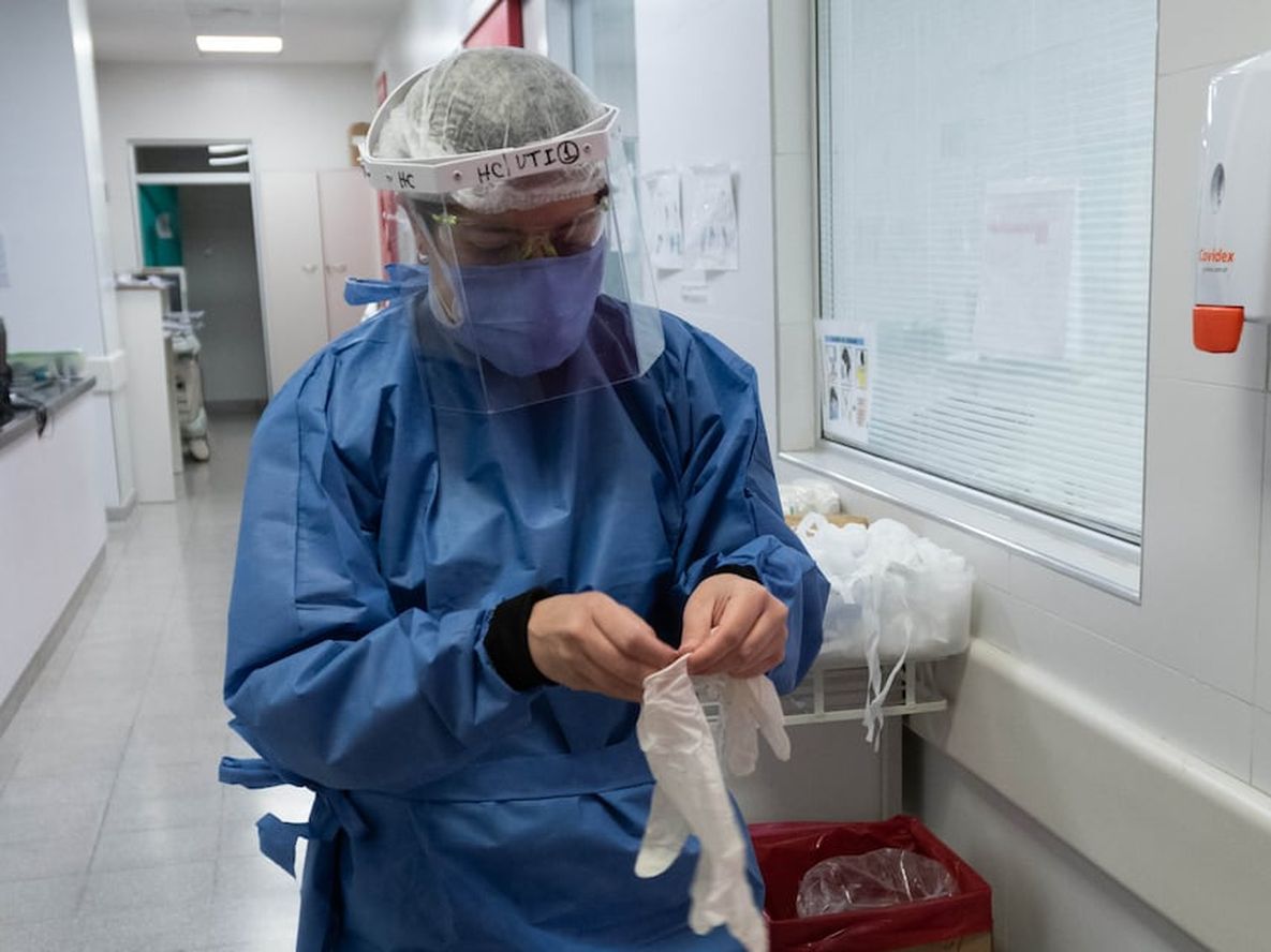 Unidad de Terapia Intensiva UTI donde están los pacientes graves que requieren respiradores mecánicos. Foto: Orlando  Pelichotti/ Los Andes