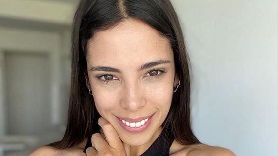 Maypi Delgado está en “el paraíso” y lo muestra con una pose