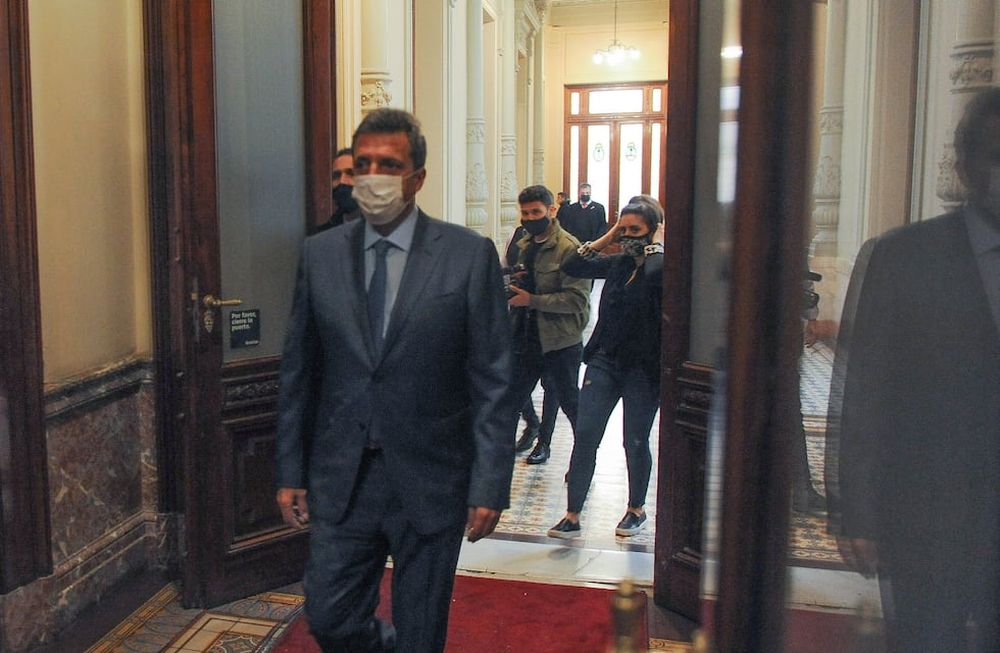 Sergio Massa presidente de la Cámara de Diputados en el congreso durante la reunión con laboratorios. Foto Federico Lopez Claro