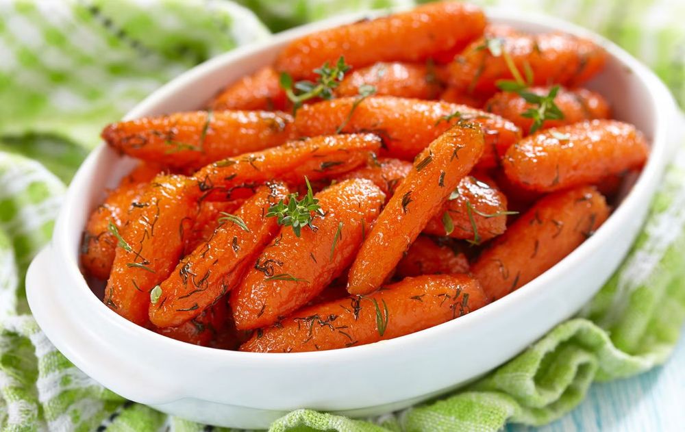 Es indispensable moderar el uso de la sal en estos alimentos.