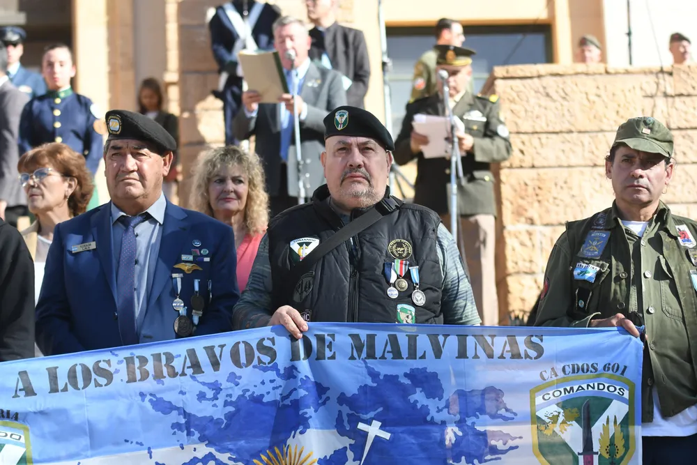 Acto en Mendoza por el Día de los Veteranos y caídos en la guerra de Malvinas