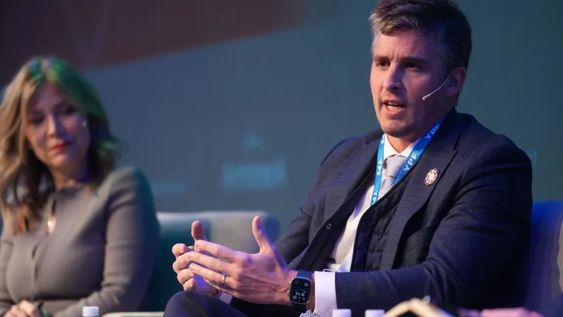 José Morea, director del proyecto Vicuña, cuestiona la implementación de cupos para proveedores locales en la minería sanjuanina.Preguntar a ChatGPT