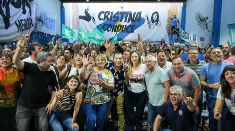 Anabel Fernández Sagasti encabezó el acto de apoyo a la presidencia de Cristina Kirchner en el PJ nacional.
