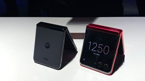 Los Andes | Motorola lanzó en Argentina su primer teléfono plegable hecho en el país con dos modelos: razr 40 y razr 40 ultra. Foto: Los Andes