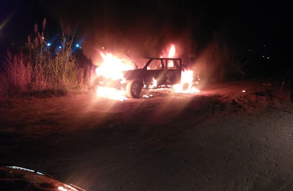 La Nissan robada a la víctima fue encontrada incinerada en el barrio 26 de Enero, de Las Heras. Así borraron sus rastros. Foto: Prensa Ministerio de Seguridad