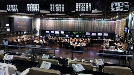 Efecto Brasil: cayó a bolsa en Argentina y el dolar escaló a 16,20 pesos