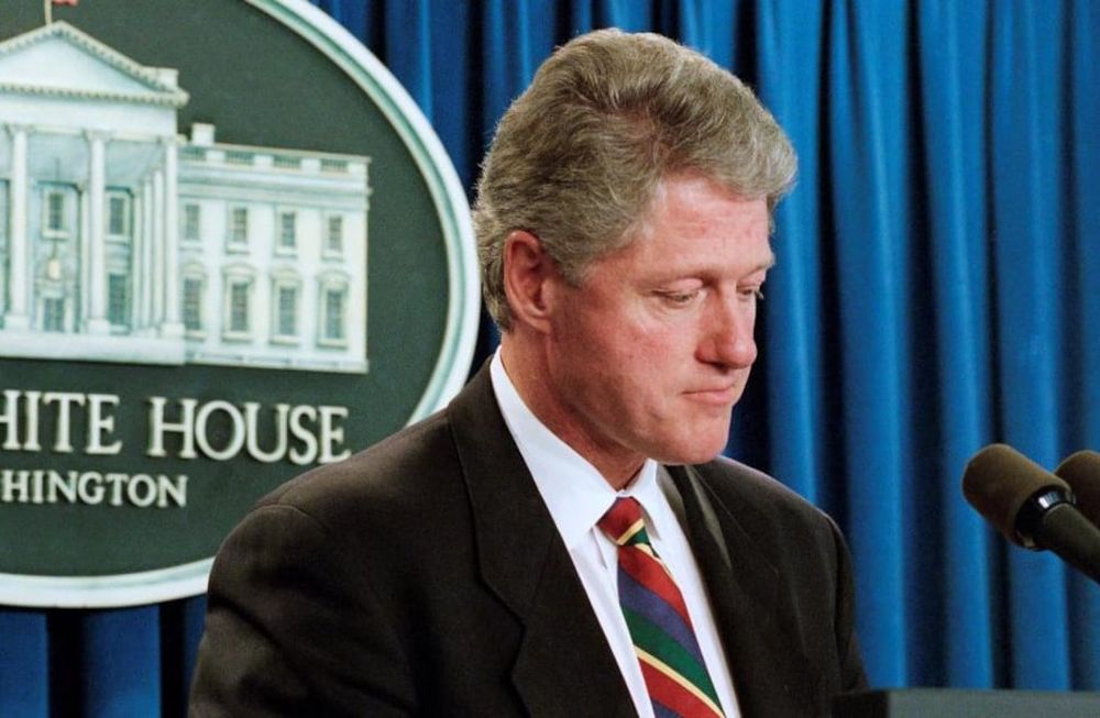 Bill Clinton. Fue presidente de Estados Unidos durante dos períodos en la década de 1990. (Wikipedia)