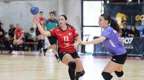 Los tres representantes mendocinos festejaron en Córdoba y avanzaron a los cuartos de final del Nacional A de clubes de handball.