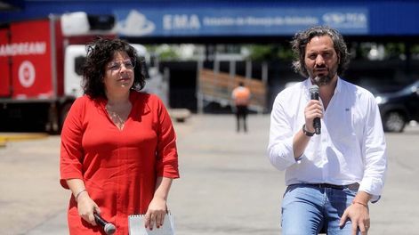 Los Andes | Argentina donará más de un millón de vacunas de Astrazéneca contra el coronavirusEzeiza: El canciller, Santiago Cafiero, junto a la ministra de Salud CarlaVizzotti destacó hoy que la Argentina suma prestigio a partir de desarrollos propios de vacunas c