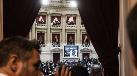 Los Andes | Acuerdo entre oficialismo y oposición para repudiar el atentado contra Cristina en Diputados. / Foto: Federico López Claro