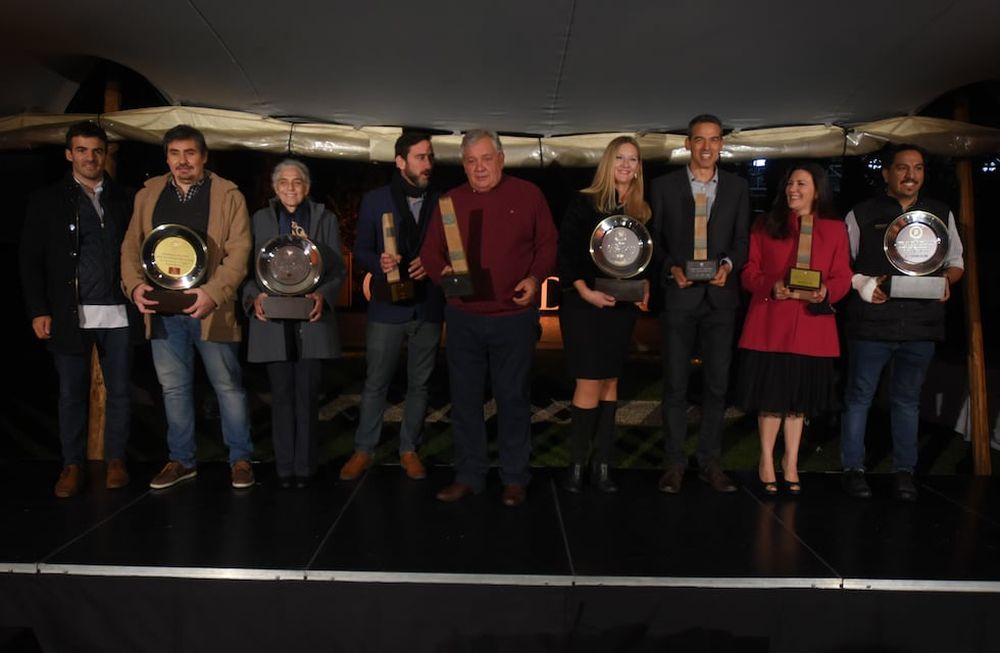 El Club Gourmet Mendoza premió a referentes de la gastronomía y vitivinicultura en los jardines de la Bodega ChandonFoto: Nicolás Rios / Los Andes
