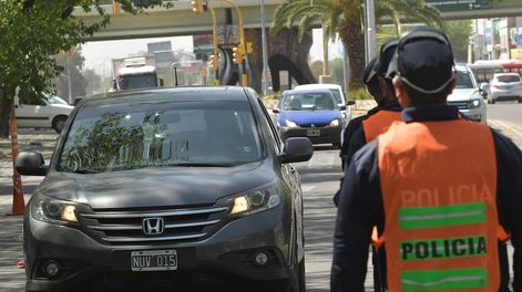 Se estableció una nueva tabla de valores para todos los servicios. / Los Andes
