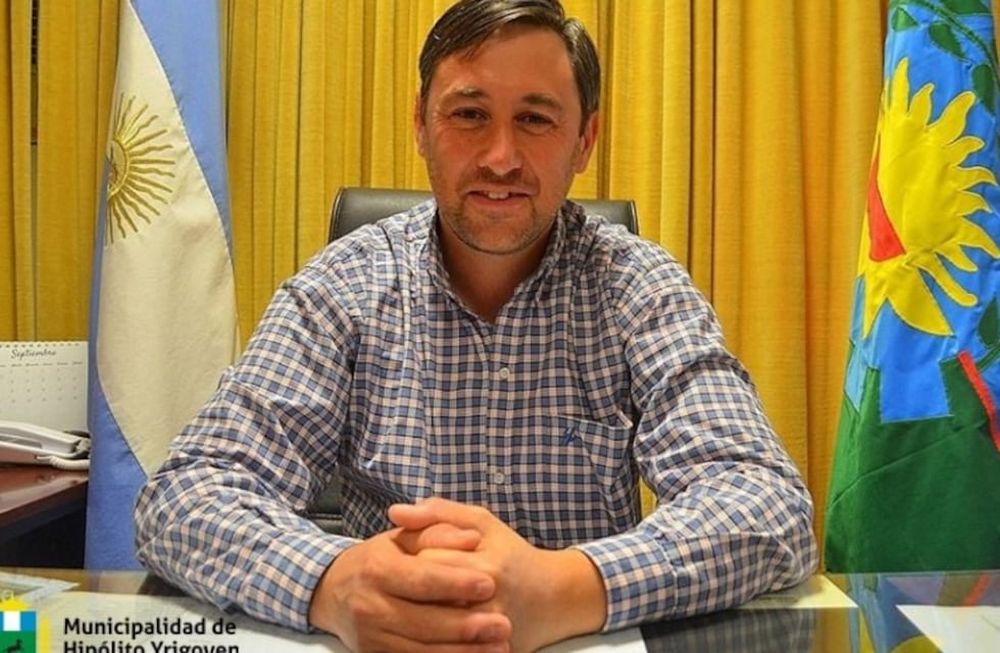 Ignacio Pugnaloni el intendente K denunciado por vacunar a empleados públicos que no son parte del grupo de riesgo.