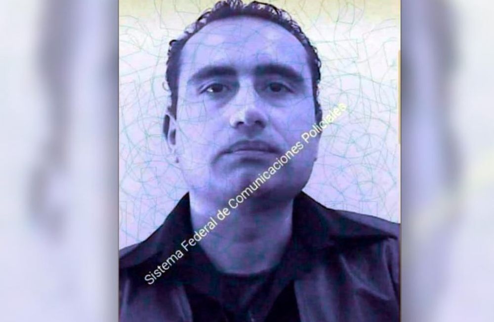 Los investigadores no poseen una fotografía actual del prófugo, ya que la única imagen con la que cuentan y que se difundió por los medios, es la foto del Registro Nacional de la Personas (Renaper), donde a Derderian se lo ve muy distinto. Foto: Gentileza.